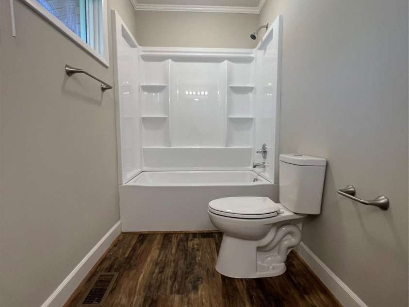 280 Raintree Road, Great Falls, SC 29055.  MLS# CAR4371162, YatesRealty ID 26250. 