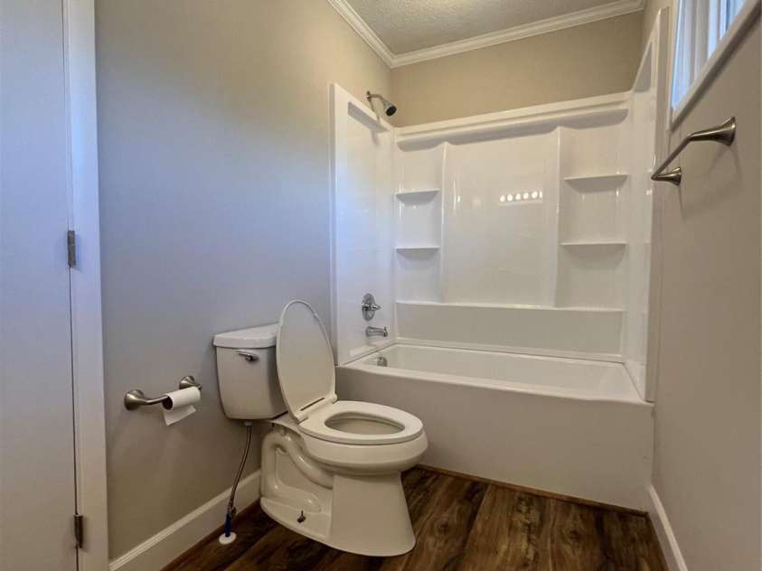 280 Raintree Road, Great Falls, SC 29055.  MLS# CAR4371162, YatesRealty ID 26250. 