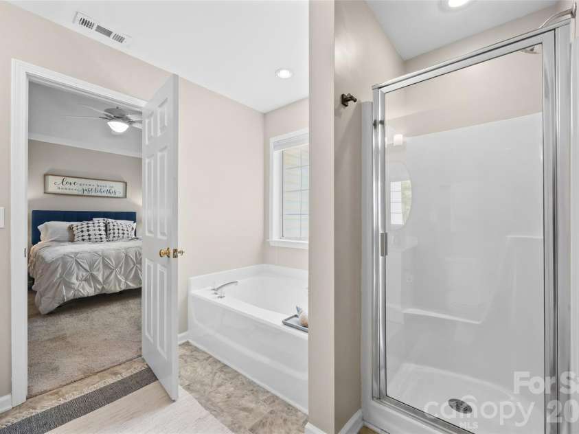 13606 Red Wine Court, Charlotte, NC 28273.  MLS# CAR4378191, YatesRealty ID 26251. 