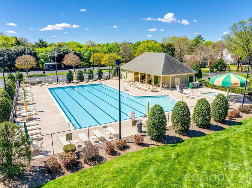 13606 Red Wine Court, Charlotte, NC 28273.  MLS# CAR4378191, YatesRealty ID 26251. Community pool
