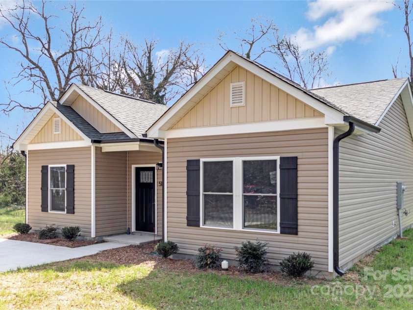 511 Roberts Street, Shelby, NC 28150.  MLS# CAR4232820, YatesRealty ID 26253. 511 Roberts Street, Shelby NC