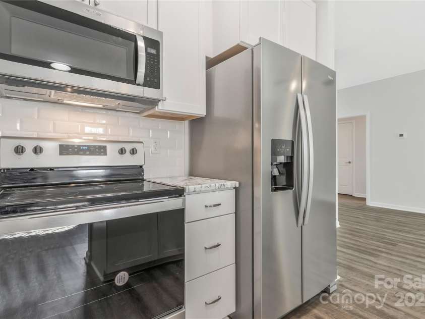 511 Roberts Street, Shelby, NC 28150.  MLS# CAR4232820, YatesRealty ID 26253. Kitchen