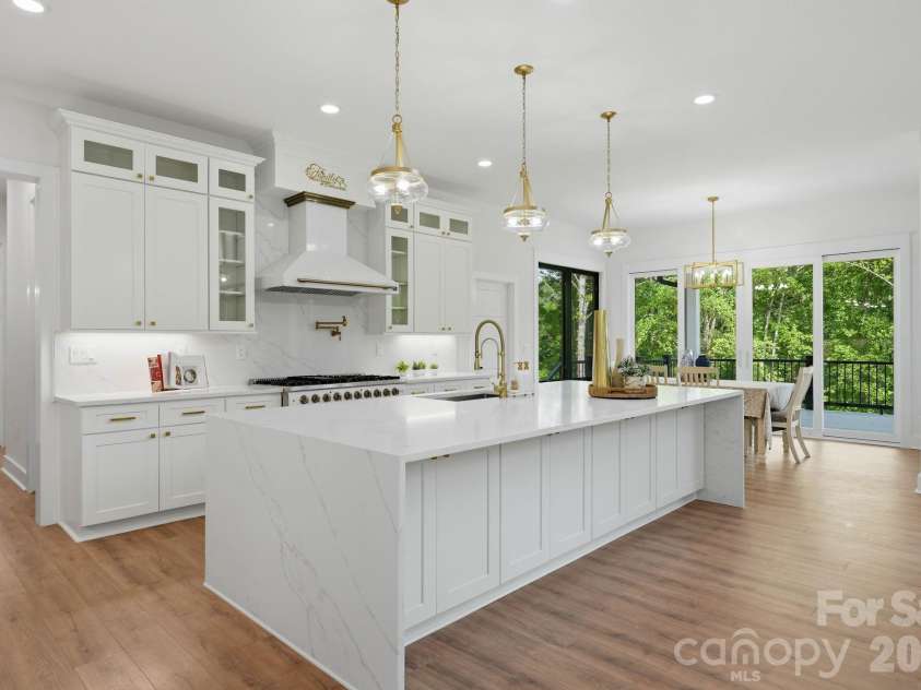 1815 White Fawn Lane, Rock Hill, SC 29730.  MLS# CAR4369323, YatesRealty ID 26254. 