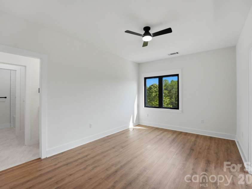 1815 White Fawn Lane, Rock Hill, SC 29730.  MLS# CAR4369323, YatesRealty ID 26254. 