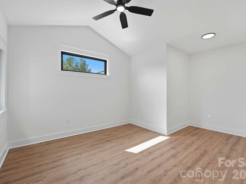 1815 White Fawn Lane, Rock Hill, SC 29730.  MLS# CAR4369323, YatesRealty ID 26254. 