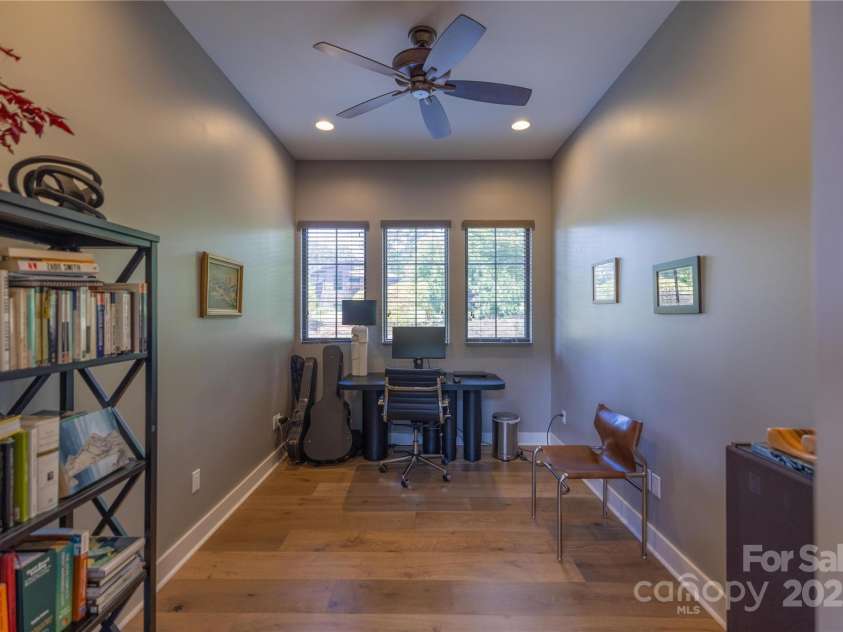 65 Wandering Oaks Way, Asheville, NC 28805.  MLS# CAR4267136, YatesRealty ID 26255. Main level office
