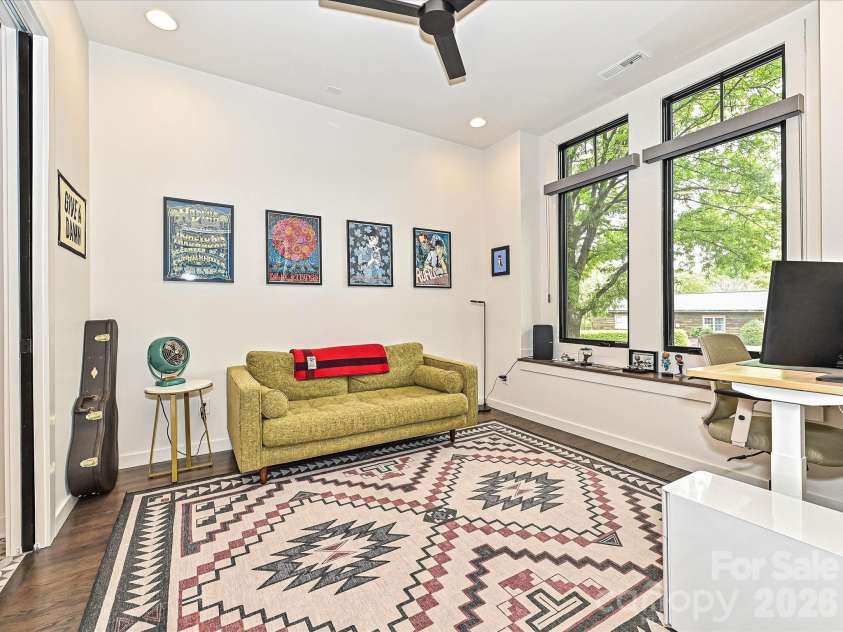 432 33rd Street, Charlotte, NC 28205.  MLS# CAR4397300, YatesRealty ID 26256. 