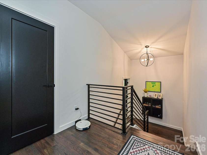 432 33rd Street, Charlotte, NC 28205.  MLS# CAR4397300, YatesRealty ID 26256. 