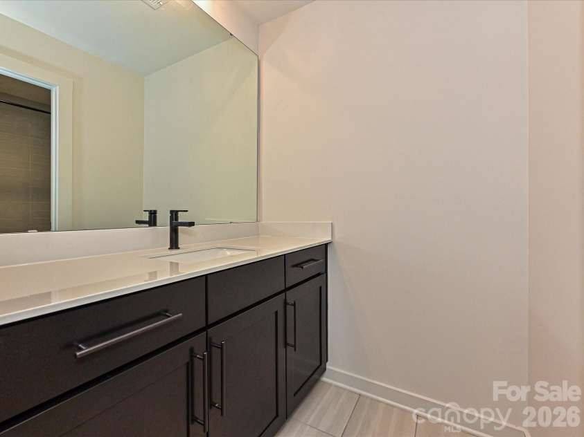 432 33rd Street, Charlotte, NC 28205.  MLS# CAR4397300, YatesRealty ID 26256. 