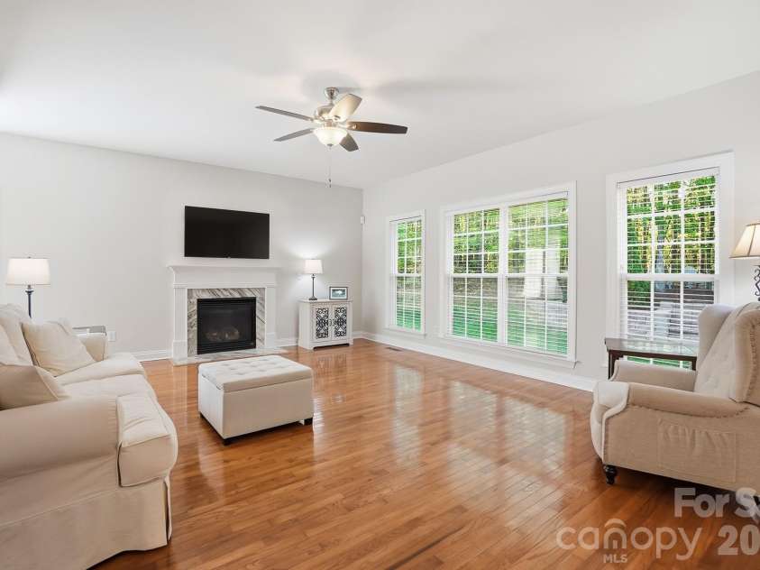 807 Crown Vista Court, Wesley Chapel, NC 28110.  MLS# CAR4369364, YatesRealty ID 26257. 