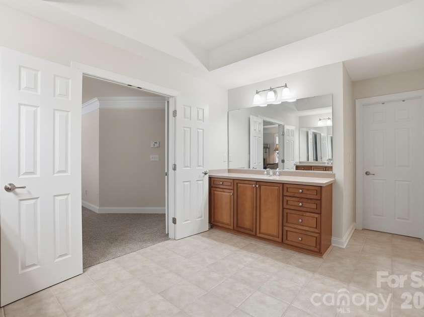 807 Crown Vista Court, Wesley Chapel, NC 28110.  MLS# CAR4369364, YatesRealty ID 26257. 