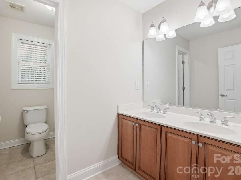 807 Crown Vista Court, Wesley Chapel, NC 28110.  MLS# CAR4369364, YatesRealty ID 26257. 