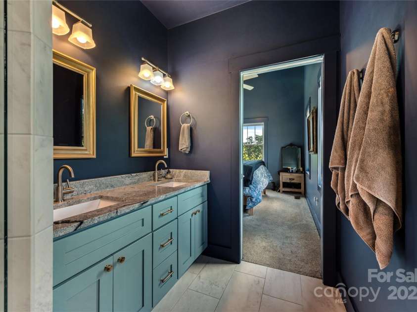 109 Druid Drive, Asheville, NC 28806.  MLS# CAR4264701, YatesRealty ID 26258. 