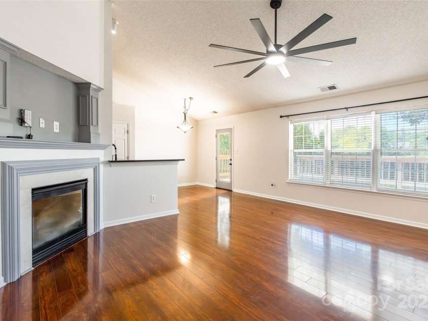 14924 Jerpoint Abby Drive, Charlotte, NC 28273.  MLS# CAR4280200, YatesRealty ID 26260. 