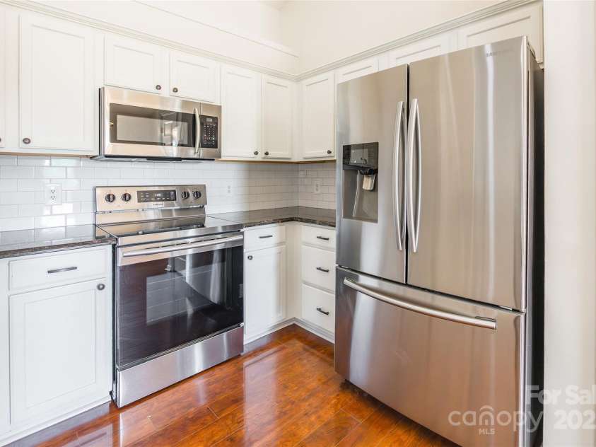 14924 Jerpoint Abby Drive, Charlotte, NC 28273.  MLS# CAR4280200, YatesRealty ID 26260. 