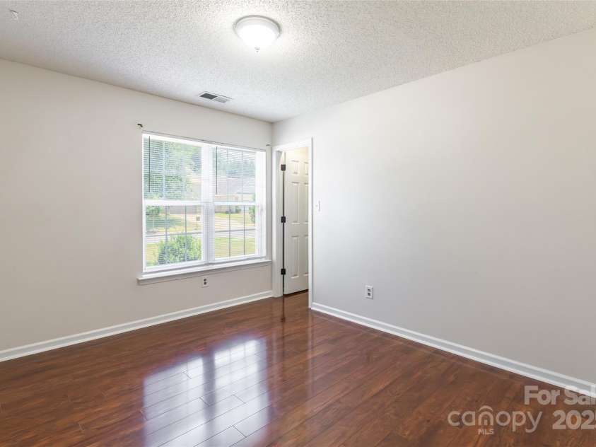 14924 Jerpoint Abby Drive, Charlotte, NC 28273.  MLS# CAR4280200, YatesRealty ID 26260. 