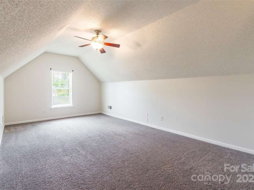 14924 Jerpoint Abby Drive, Charlotte, NC 28273.  MLS# CAR4280200, YatesRealty ID 26260. 