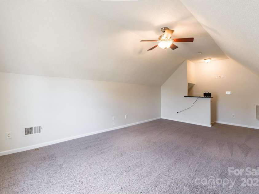 14924 Jerpoint Abby Drive, Charlotte, NC 28273.  MLS# CAR4280200, YatesRealty ID 26260. 