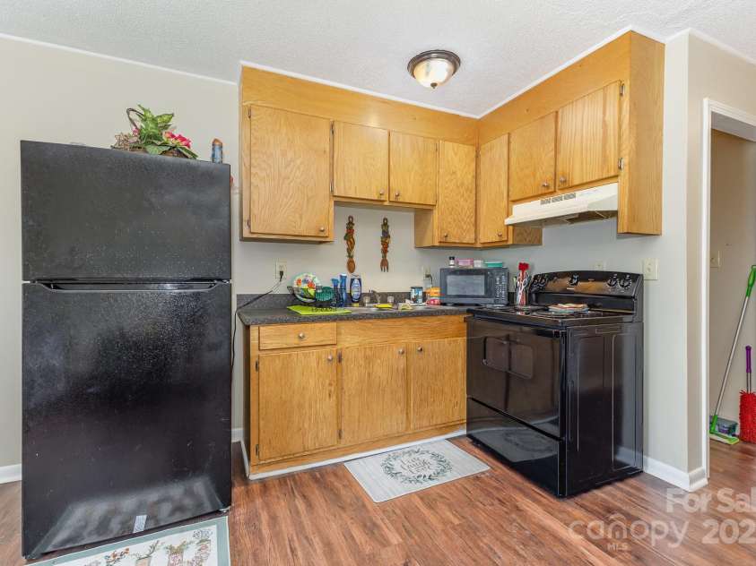 1655 Webb Street, Gastonia, NC 28052.  MLS# CAR4278686, YatesRealty ID 26261. 