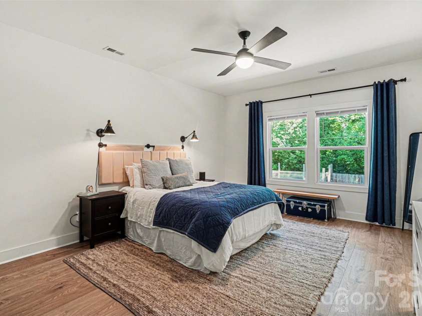 1836 Academy Street, Charlotte, NC 28205.  MLS# CAR4370202, YatesRealty ID 26261. 