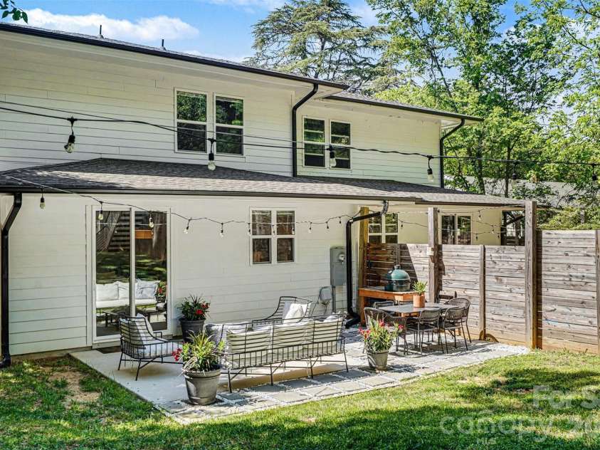 1836 Academy Street, Charlotte, NC 28205.  MLS# CAR4370202, YatesRealty ID 26261. 
