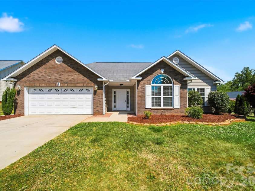 1834 Terrain Drive, Conover, NC 28613.  MLS# CAR4371002, YatesRealty ID 26262. 