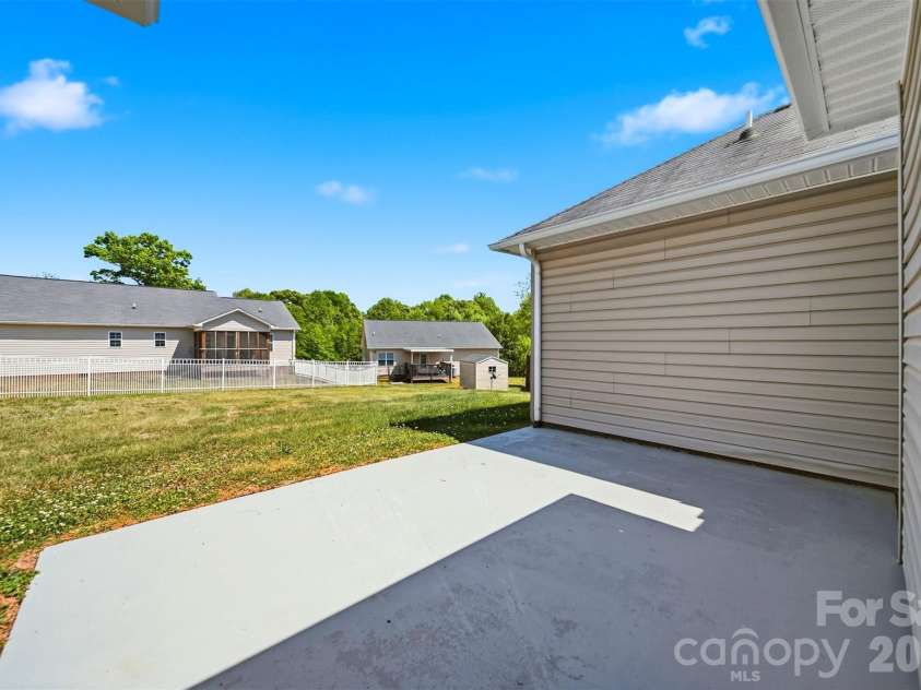 1834 Terrain Drive, Conover, NC 28613.  MLS# CAR4371002, YatesRealty ID 26262. 