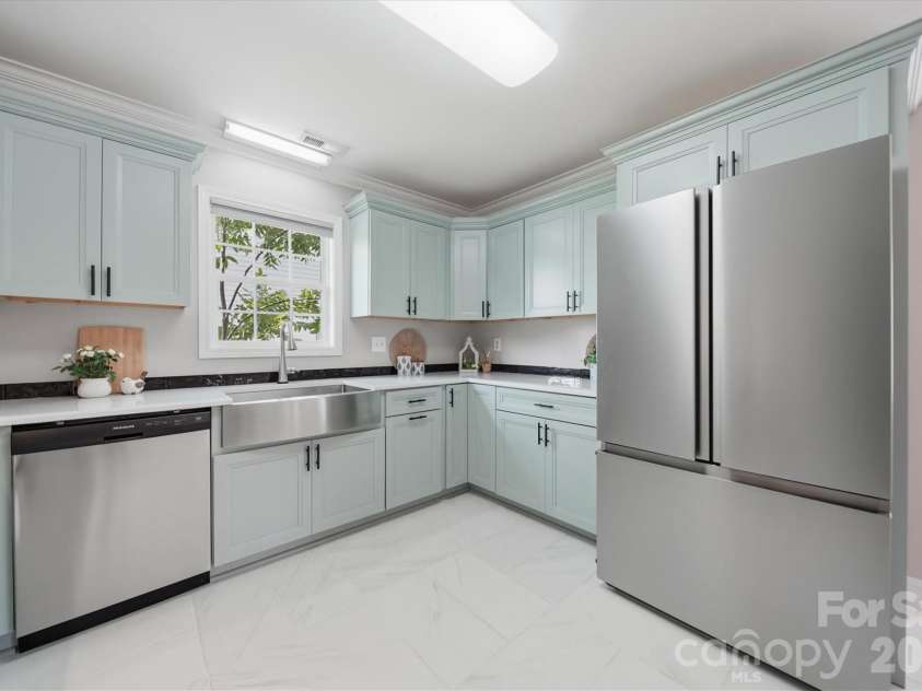 1834 Terrain Drive, Conover, NC 28613.  MLS# CAR4371002, YatesRealty ID 26262. 