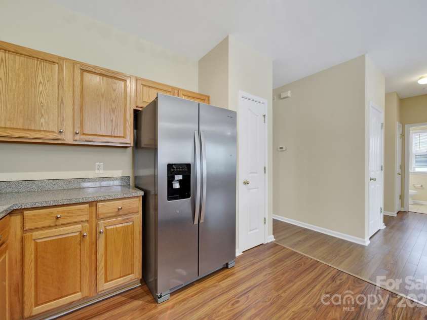 3333 Cole Mill Road, Charlotte, NC 28270.  MLS# CAR4274949, YatesRealty ID 26262. 