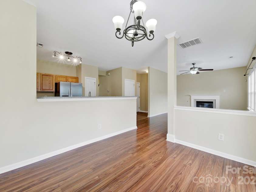 3333 Cole Mill Road, Charlotte, NC 28270.  MLS# CAR4274949, YatesRealty ID 26262. 