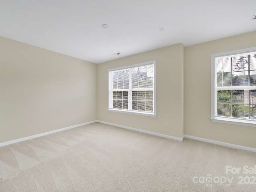 3333 Cole Mill Road, Charlotte, NC 28270.  MLS# CAR4274949, YatesRealty ID 26262. 