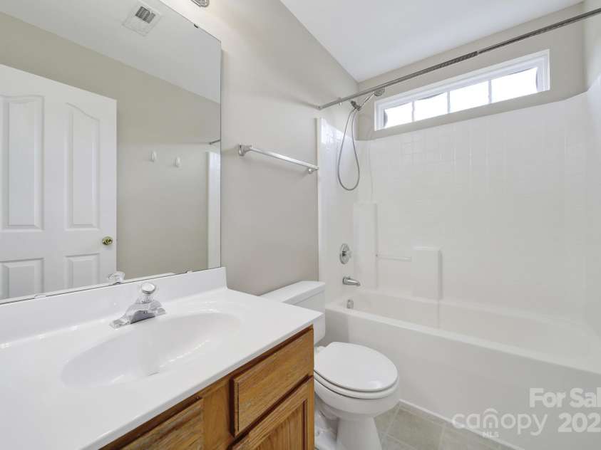 3333 Cole Mill Road, Charlotte, NC 28270.  MLS# CAR4274949, YatesRealty ID 26262. 