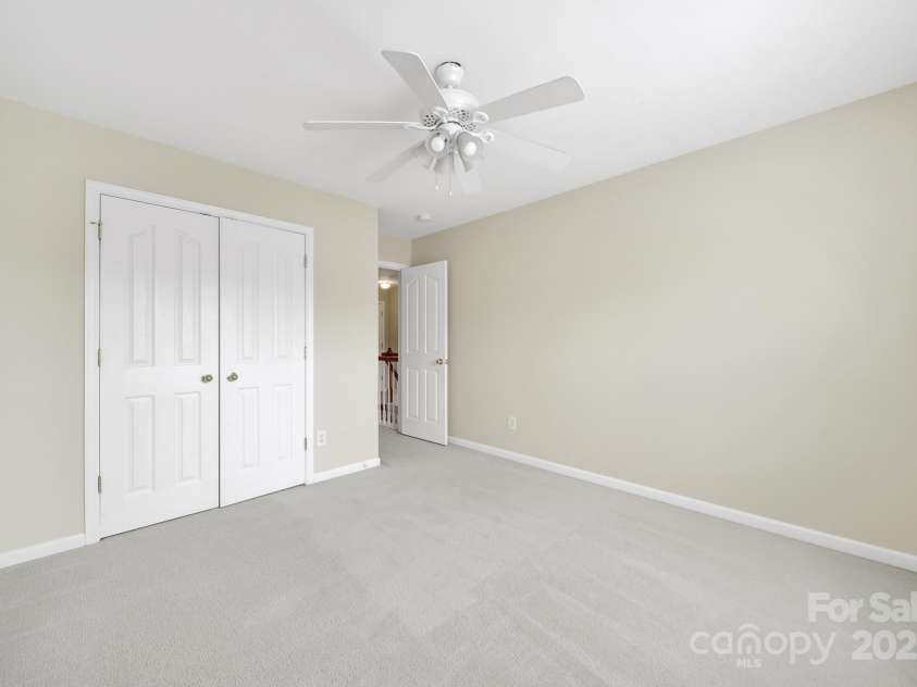 3333 Cole Mill Road, Charlotte, NC 28270.  MLS# CAR4274949, YatesRealty ID 26262. 