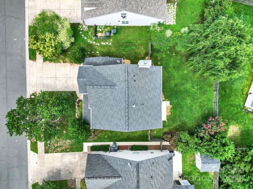 3333 Cole Mill Road, Charlotte, NC 28270.  MLS# CAR4274949, YatesRealty ID 26262. 