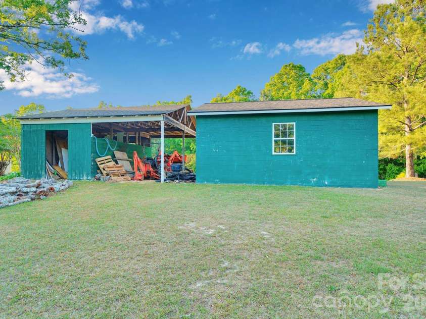 1171 Hilldale Drive, Lancaster, SC 29720.  MLS# CAR4373433, YatesRealty ID 26263. 