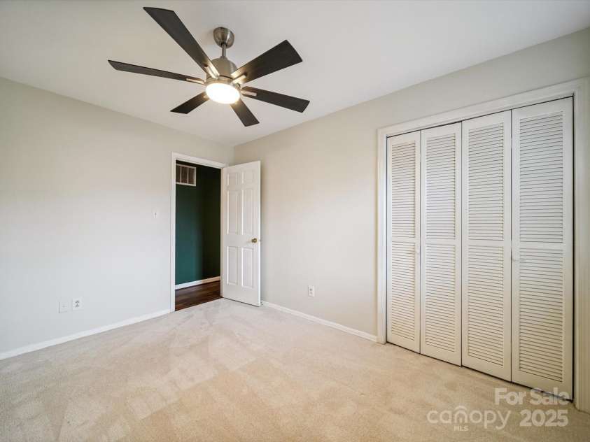 8436 Knights Bridge Road, Charlotte, NC 28210.  MLS# CAR4280669, YatesRealty ID 26264. Secondary Bedroom