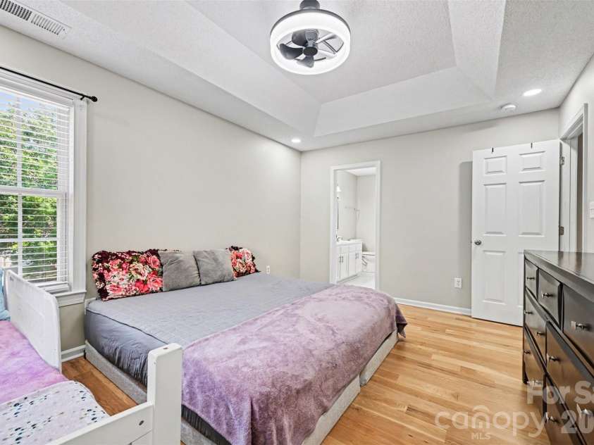 13403 Willow Falls Road, Charlotte, NC 28215.  MLS# CAR4376045, YatesRealty ID 26265. 