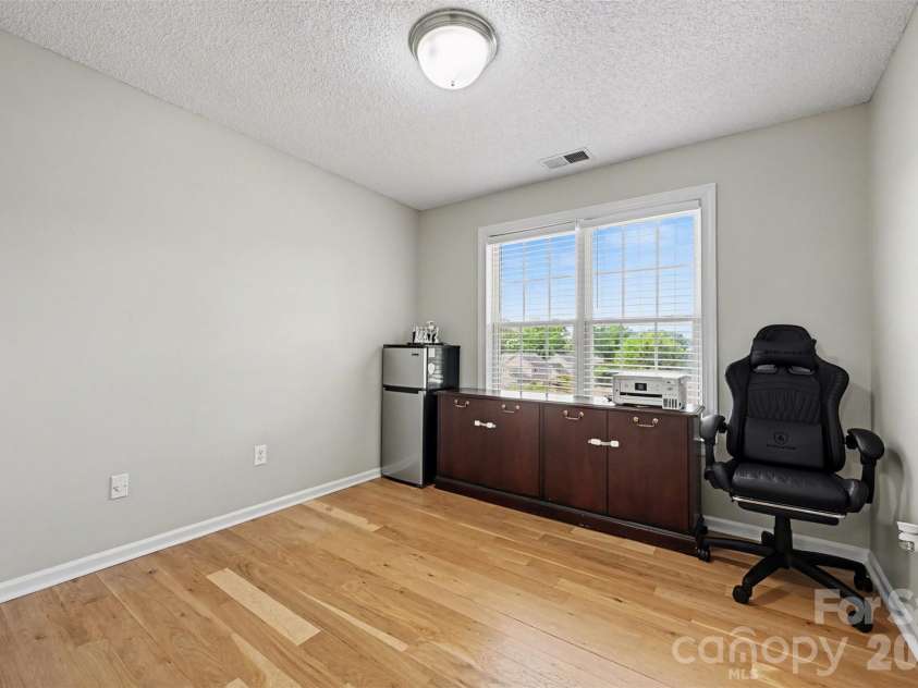 13403 Willow Falls Road, Charlotte, NC 28215.  MLS# CAR4376045, YatesRealty ID 26265. 