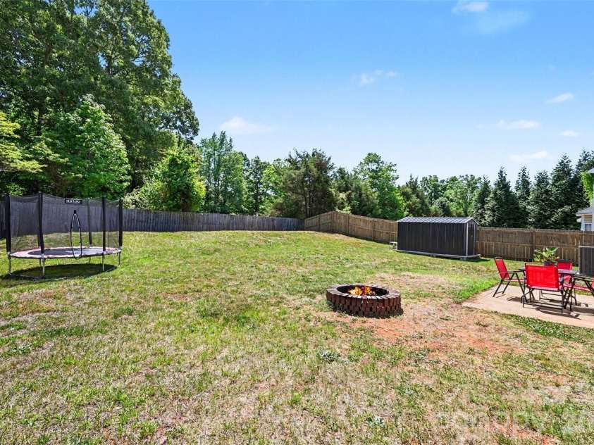 13403 Willow Falls Road, Charlotte, NC 28215.  MLS# CAR4376045, YatesRealty ID 26265. 