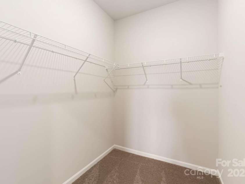 3460 Saddlebred Drive, Gastonia, NC 28052.  MLS# CAR4277590, YatesRealty ID 26265. 