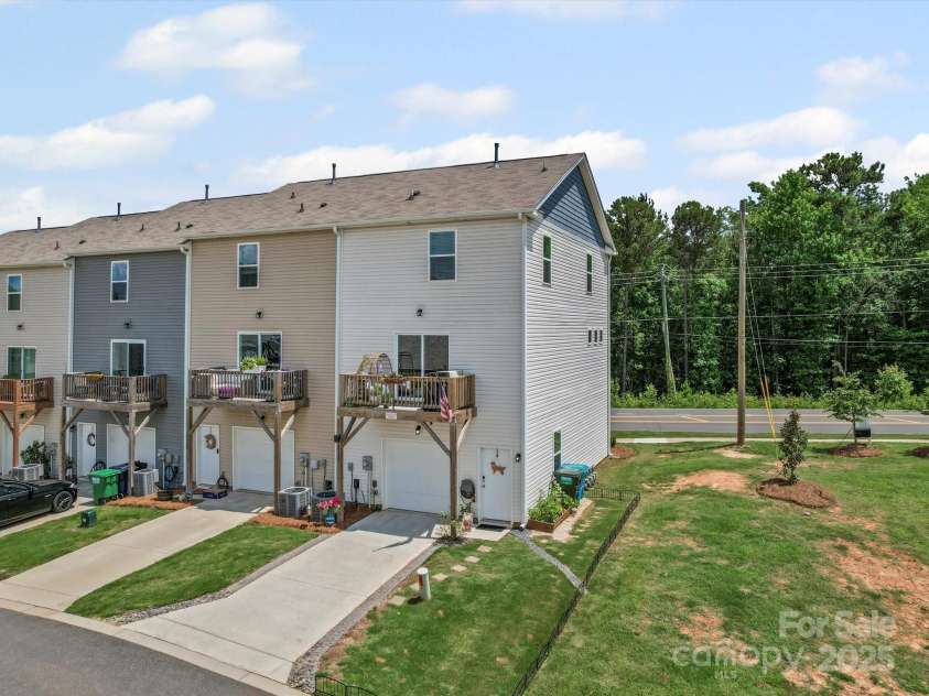 8332 Waxhaw Highway, Waxhaw, NC 28173.  MLS# CAR4270621, YatesRealty ID 26266. 