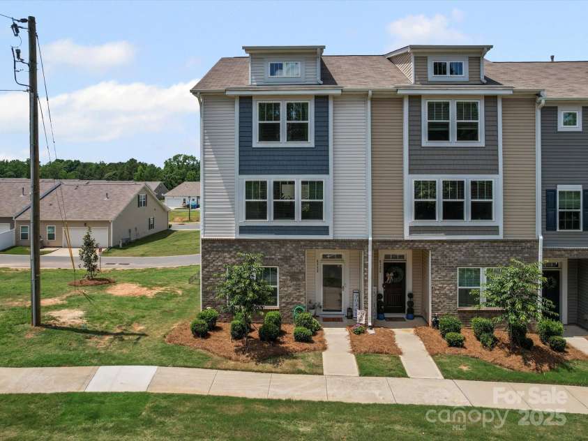 8332 Waxhaw Highway, Waxhaw, NC 28173.  MLS# CAR4270621, YatesRealty ID 26266. 