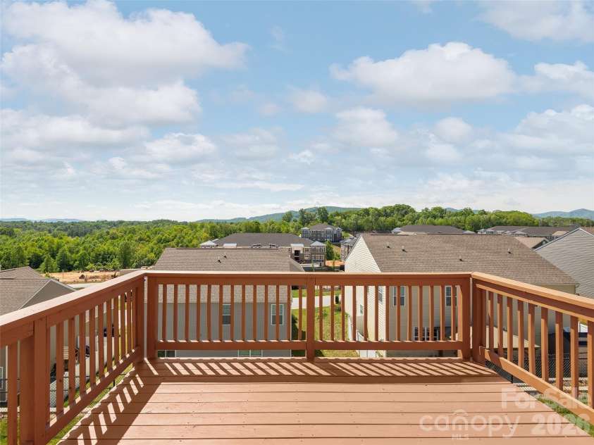 348 Tavernier Lane, Candler, NC 28715.  MLS# CAR4377165, YatesRealty ID 26267. 