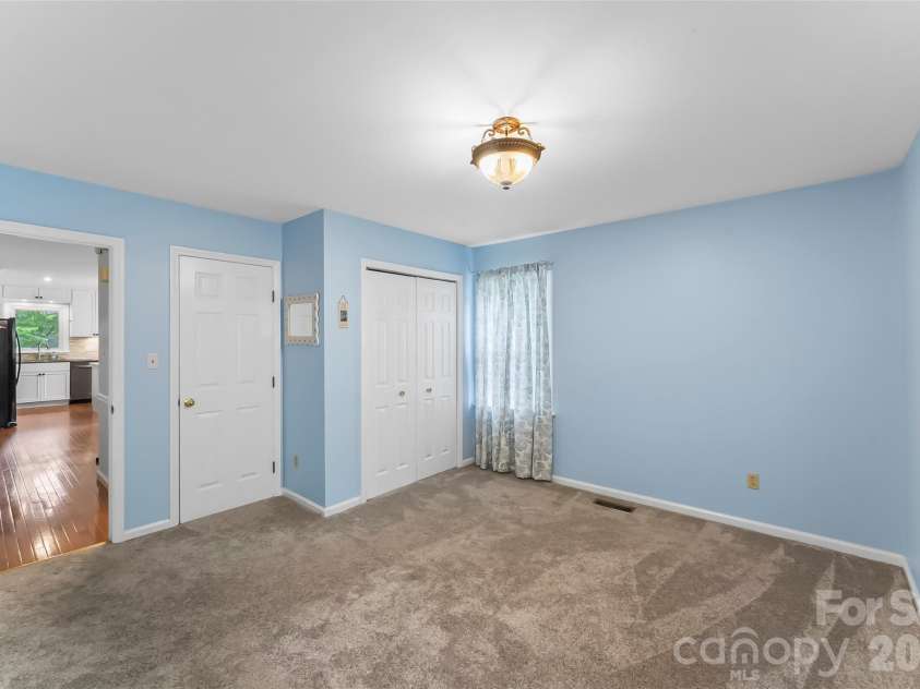808 Lakey Gap Road, Black Mountain, NC 28711.  MLS# CAR4377465, YatesRealty ID 26269. 