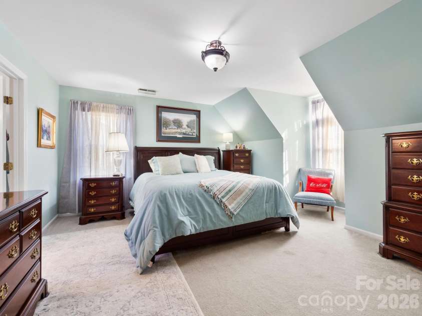 808 Lakey Gap Road, Black Mountain, NC 28711.  MLS# CAR4377465, YatesRealty ID 26269. 
