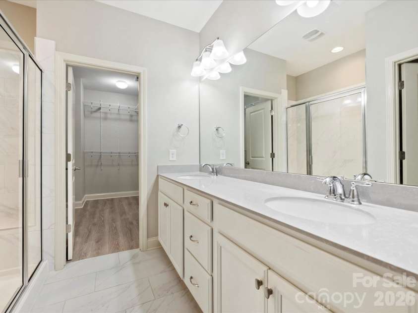 113 Park View Drive, Belmont, NC 28012.  MLS# CAR4352382, YatesRealty ID 2627. Primary Bath