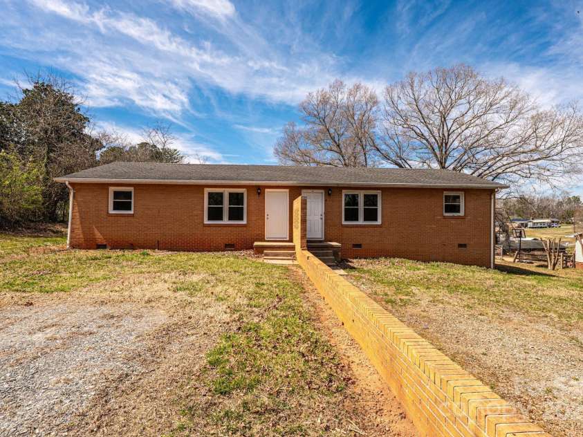 3166 Sigmon Road, Connelly Springs, NC 28612.  MLS# CAR4233491, YatesRealty ID 2627. 