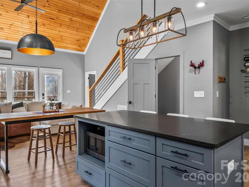 43 Clinchfield Gap Road, Marion, NC 28752.  MLS# CAR4338640, YatesRealty ID 2627. 