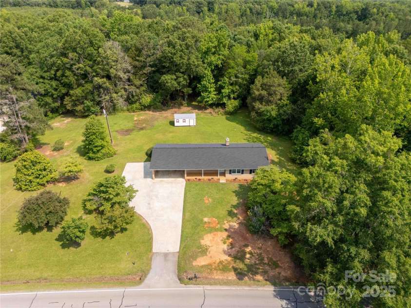 279 Bailey Road, Lancaster, SC 29720.  MLS# CAR4266475, YatesRealty ID 26272. 