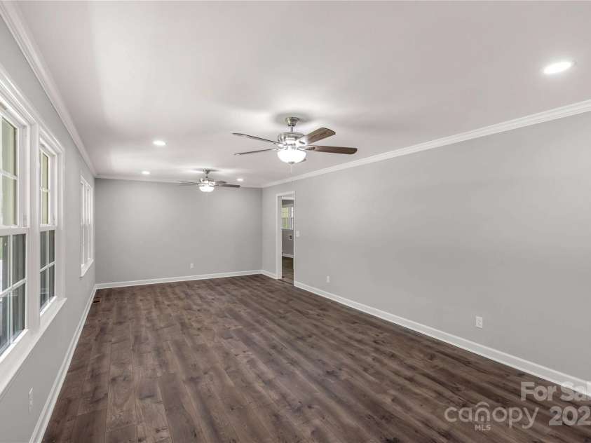 279 Bailey Road, Lancaster, SC 29720.  MLS# CAR4266475, YatesRealty ID 26272. 